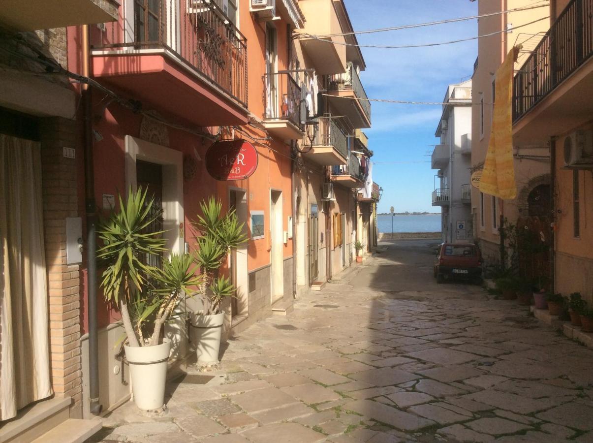 L'Isola Aer B&B Lesina Exteriör bild